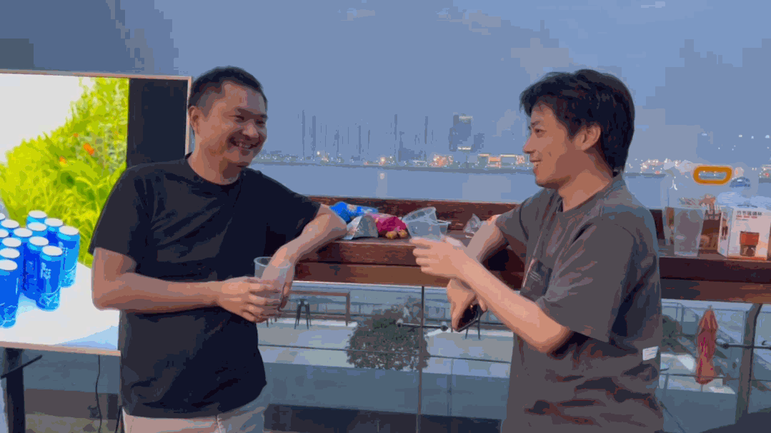 1663570953637695.gif