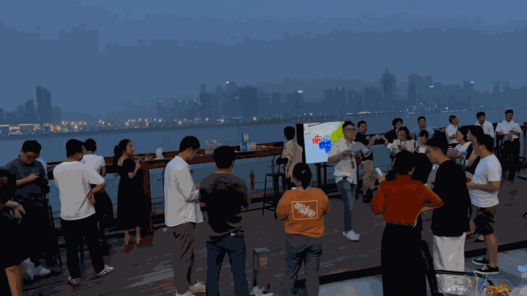 1663571311349023.gif